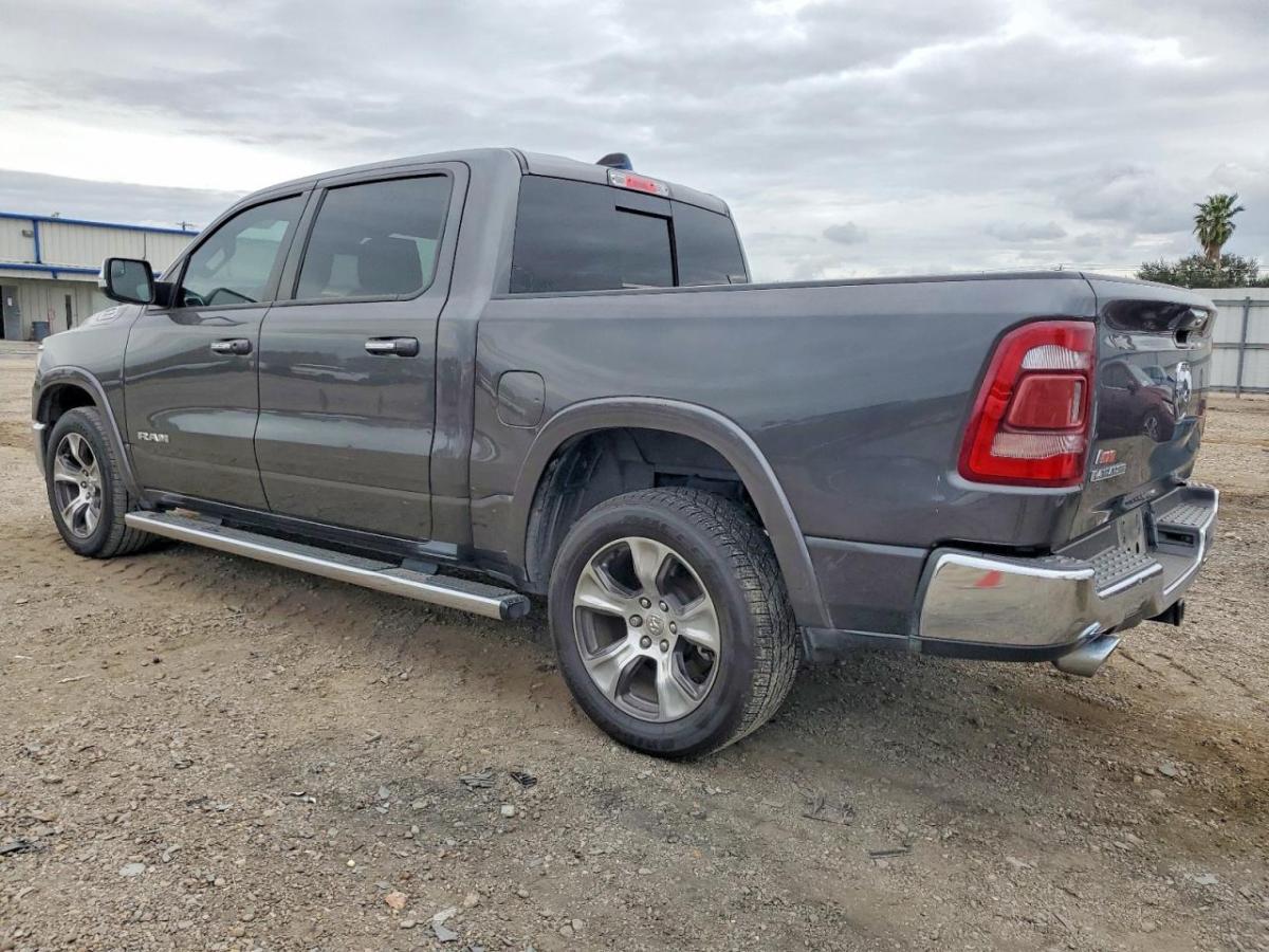 Dodge  RAM 1500 LARAMIE	